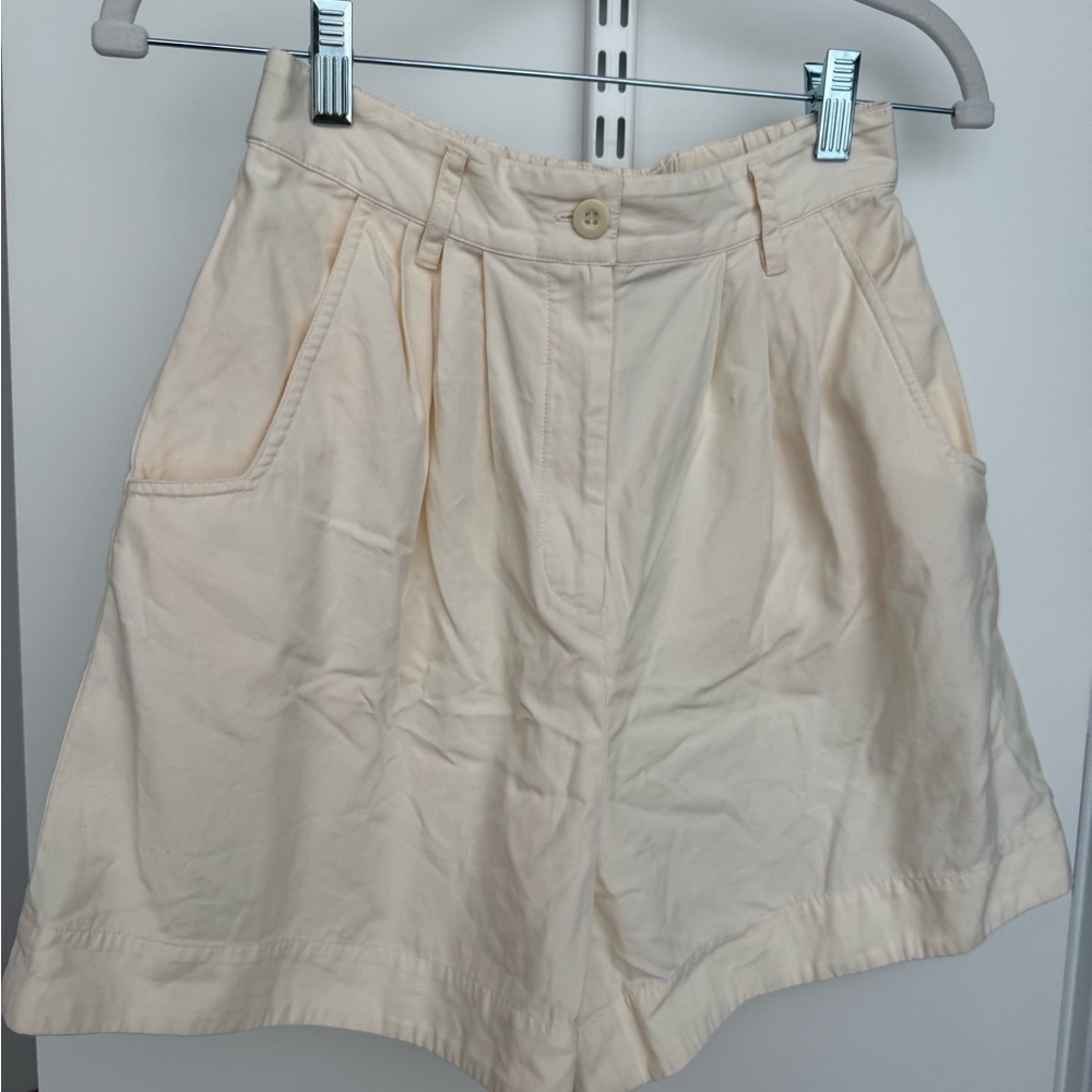& Other Stories High Waist Beige Shorts